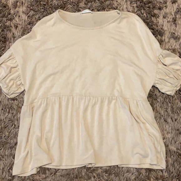 Off-white, boutique bought cute shirt. - Picture 2 of 3